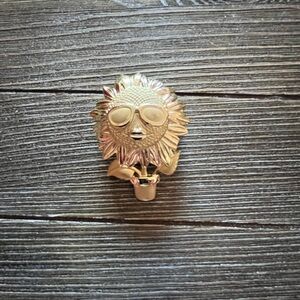 Sunshine Gold Plant Brooch Brooches Wearing Shade Cool Son Quirky Pin Mechancal